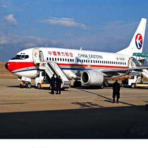 赤峰玉龙机场物流航空快运业稳步发展的原因是什么？